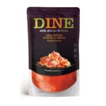 DINE IN with Atkins & Potts Red Pepper, Garlic & Green Birds-Eye Chilli Pasta Sauce
