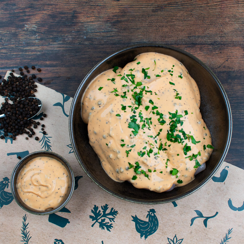 AVO Creamy Peppercorn Butchers’ Sauce – 4kg Tub
